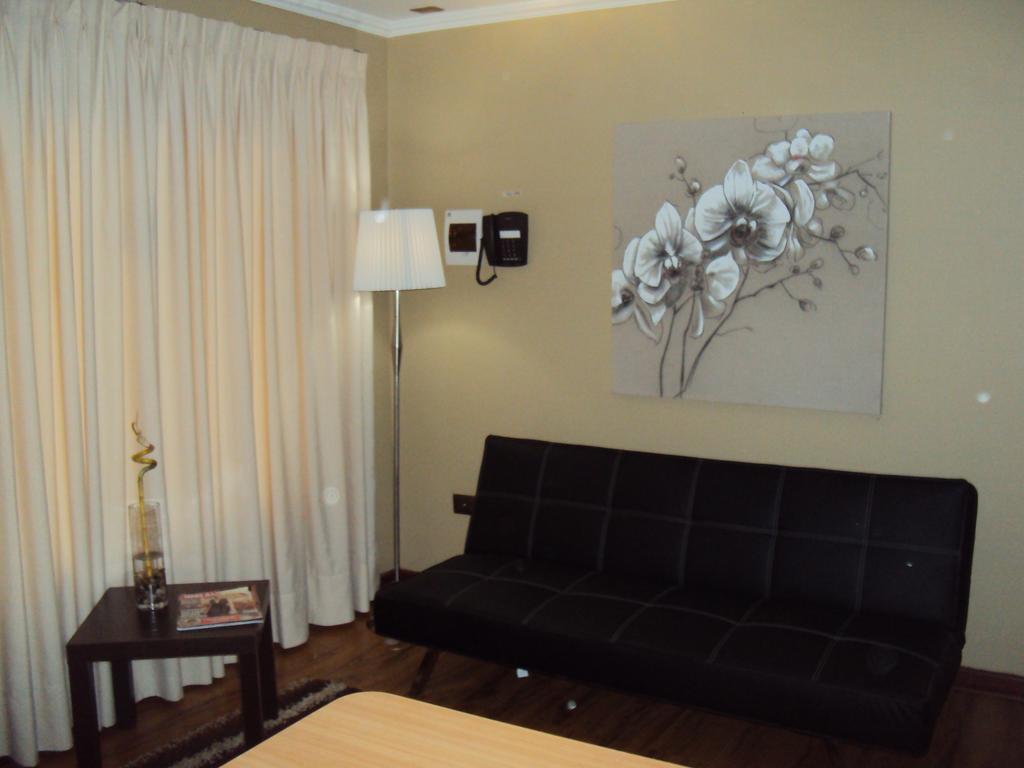 Apart Hotel Cancura Chillán الغرفة الصورة