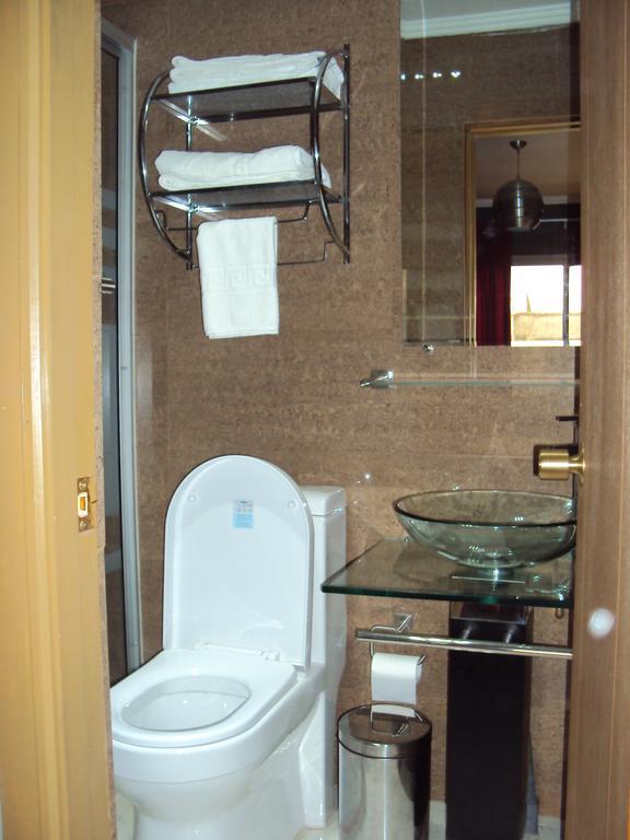 Apart Hotel Cancura Chillán الغرفة الصورة